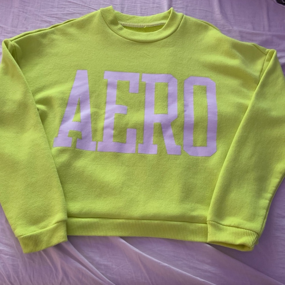 AREO crewneck
